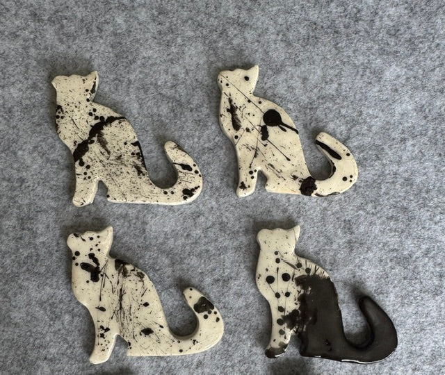 Keramieken Broche - Kat - Zwart-Wit (prijs per stuk)