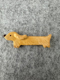 Keramieken broche - Teckel langharig blond