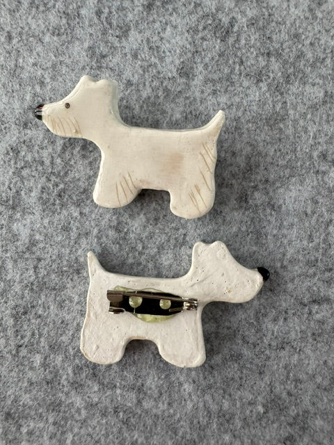 Keramieken broche - Scottie terriër wit