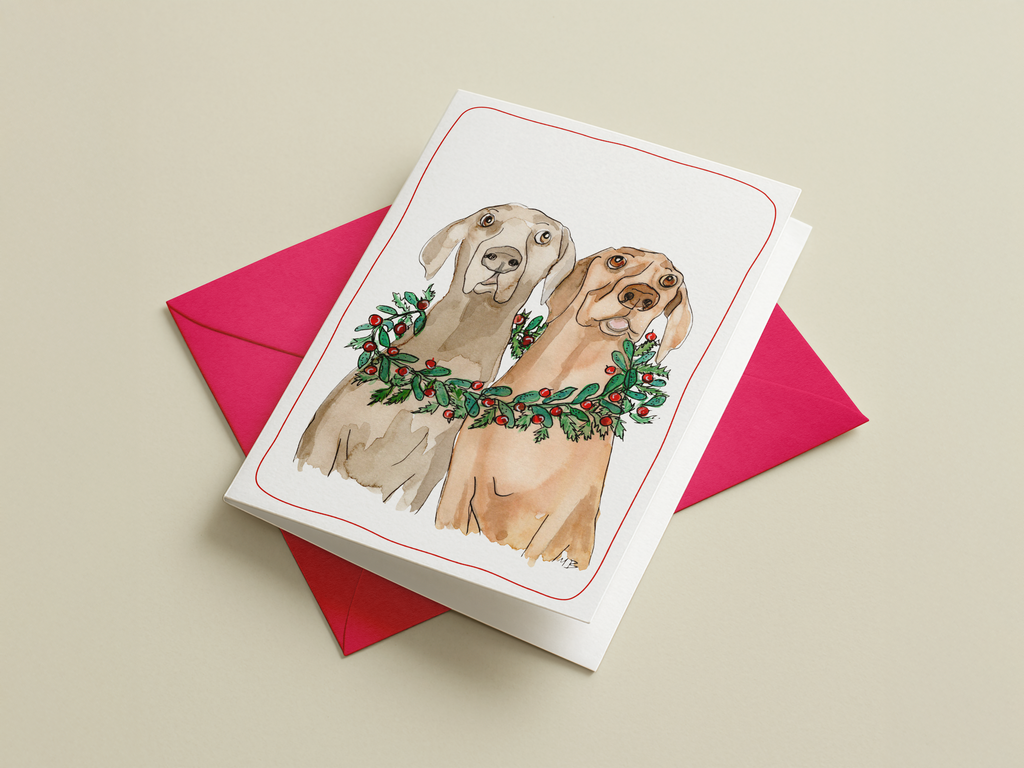 Hondenkaart | zilveren labrador en een blonde labrador in een kerstkrans / Vrolijke Honden Illustratie | Studio Springer
